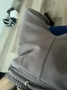 Snapshot of Frankieyyy1 chatting on 22, 3, 2026 Frankieyyy1 online show from 22, 3, 2026