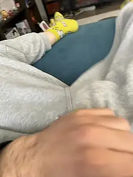 Snapshot of Frankieyyy1 chatting on 28, 3, 2026 Frankieyyy1 online show from 28, 3, 2026