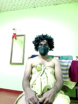 hotblack7 online show from 15, 4, 2026