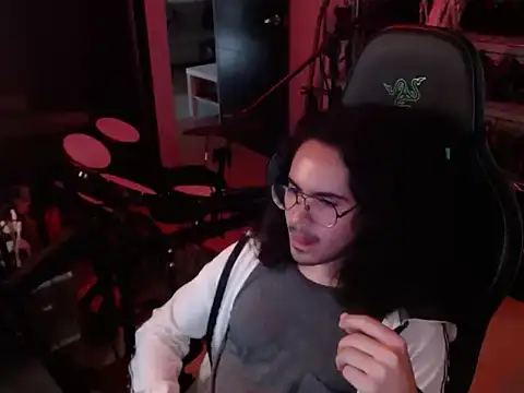 Snapshot of dorrey21 chatting on 3, 10, 2025 dorrey21 online show from 3, 10, 2025