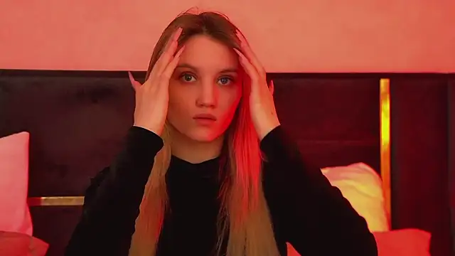 Snapshot of StacyEvances chatting on 2, 3, 2026 StacyEvances online show from 2, 3, 2026