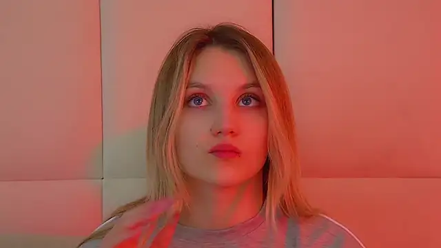 Snapshot of StacyEvances chatting on 16, 3, 2026 StacyEvances online show from 16, 3, 2026