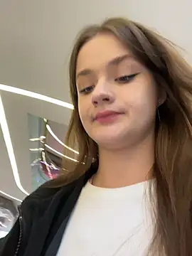 KittyQueeny online show from 26, 9, 2025