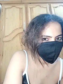 Snapshot of ghadiraa chatting on 11, 4, 2026 ghadiraa online show from 11, 4, 2026