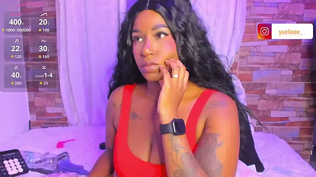 Snapshot of Brandy_brown_ chatting on 26, 4, 2026 Brandy brown online show from 26, 4, 2026