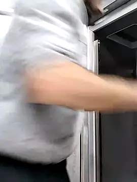 Snapshot of hotmen83 chatting on 31, 10, 2025 hotmen83 online show from 31, 10, 2025