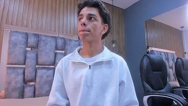 owen  johnson online show from 8, 4, 2026