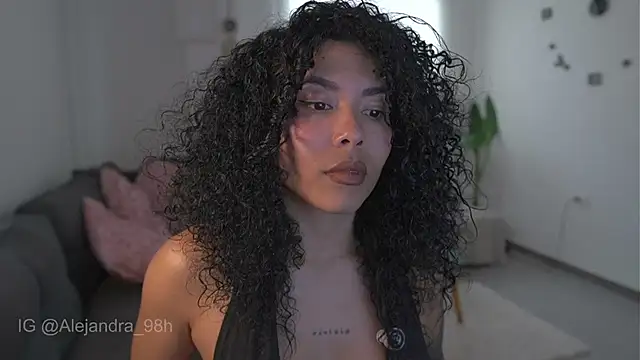 Snapshot of kyria_1 chatting on 8, 1, 2026 kyria 1 online show from 8, 1, 2026