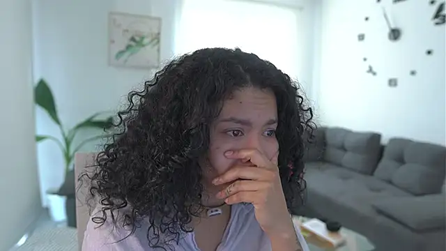 Snapshot of kyria_1 chatting on 31, 3, 2026 kyria 1 online show from 31, 3, 2026