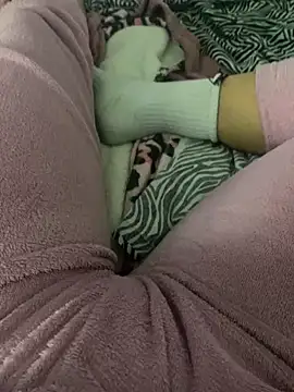 Snapshot of Darkfemminineenergy22 chatting on 13, 11, 2025 Darkfemminineenergy22 online show from 13, 11, 2025