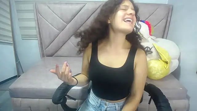 Velvet Moon V online show from 13, 9, 2025