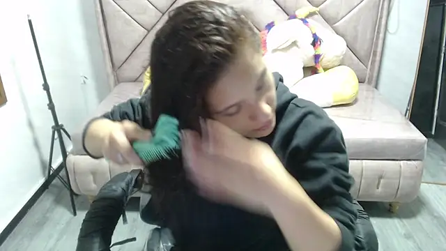 Velvet Moon V online show from 12, 11, 2025