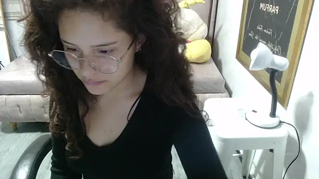 Velvet Moon V online show from 26, 11, 2025