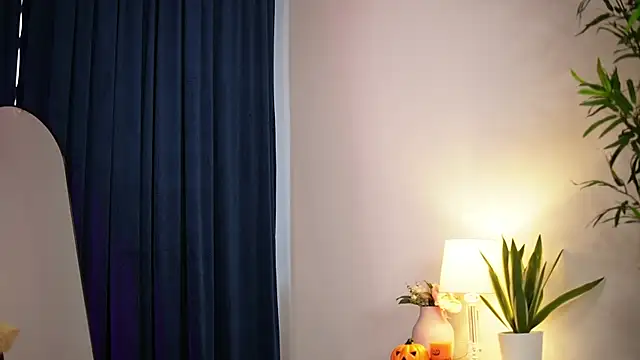 Snapshot of _ChloeLee_ chatting on 3, 11, 2025 ChloeLee online show from 3, 11, 2025