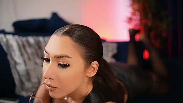 Snapshot of _ChloeLee_ chatting on 2, 12, 2025 ChloeLee online show from 2, 12, 2025