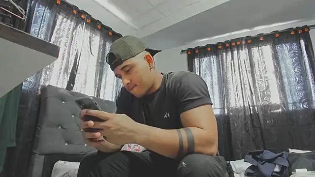 evan hardy online show from 11, 9, 2025