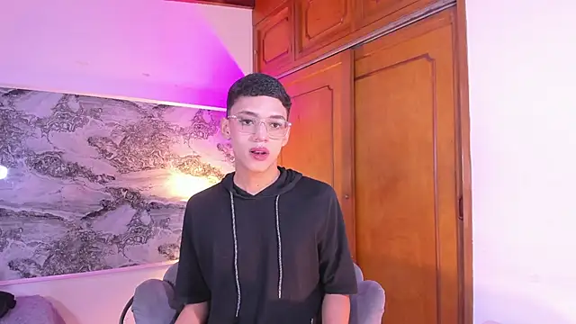 Snapshot of BILLY_JAMEES chatting on 6, 2, 2026 BILLY JAMEES online show from 6, 2, 2026