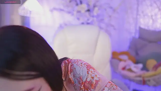 JadeSummerr online show from 29, 9, 2025