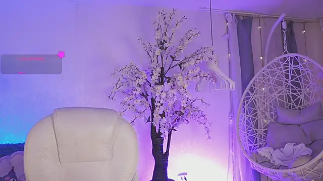 JadeSummerr online show from 4, 2, 2026