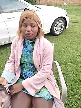 SweetHoney21  online show from 28, 11, 2025