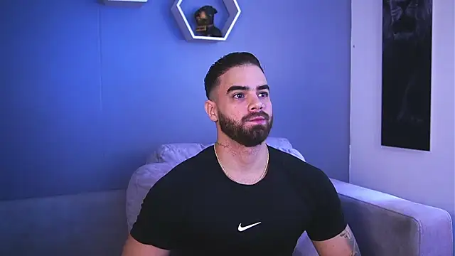 Snapshot of Paul_Phoenix chatting on 22, 10, 2025 Paul Phoenix online show from 22, 10, 2025