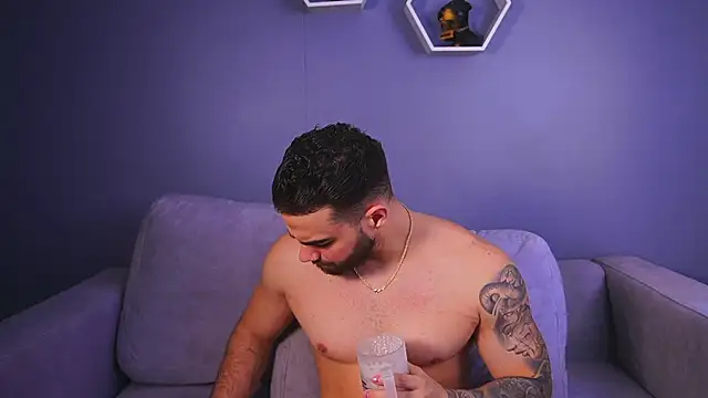 Snapshot of Paul_Phoenix chatting on 7, 11, 2025 Paul Phoenix online show from 7, 11, 2025