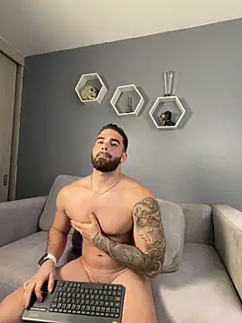 Snapshot of Paul_Phoenix chatting on 19, 11, 2025 Paul Phoenix online show from 19, 11, 2025