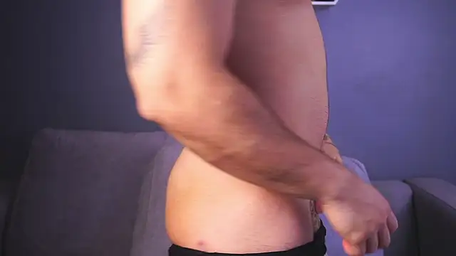 Snapshot of Paul_Phoenix chatting on 28, 11, 2025 Paul Phoenix online show from 28, 11, 2025