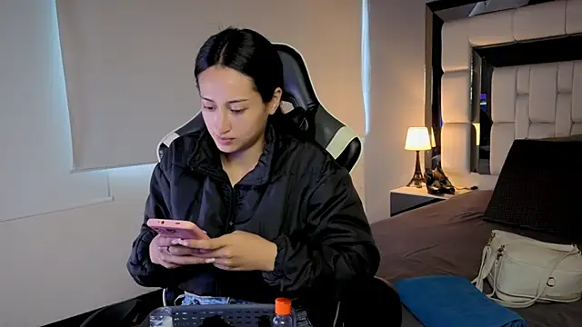 Adhara7 online show from 6, 2, 2026