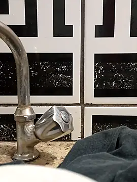 Snapshot of Gusttavotesudoxxvvc chatting on 24, 10, 2025 Gusttavotesudoxxvvc online show from 24, 10, 2025