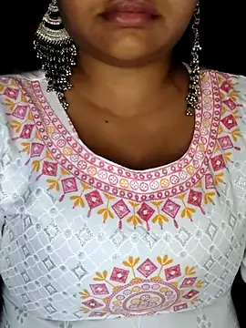 Snapshot of monika_555 chatting on 7, 11, 2025 monika 555 online show from 7, 11, 2025