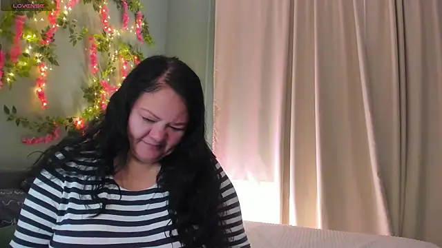 Snapshot of sandra_jackson chatting on 2, 10, 2025 sandra jackson online show from 2, 10, 2025