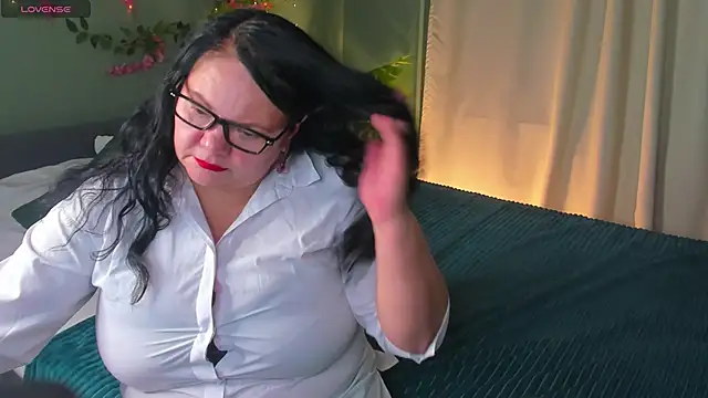 Snapshot of sandra_jackson chatting on 9, 10, 2025 sandra jackson online show from 9, 10, 2025