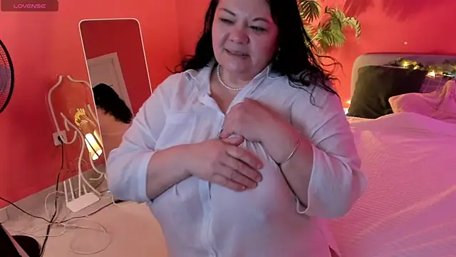 Snapshot of sandra_jackson chatting on 6, 2, 2026 sandra jackson online show from 6, 2, 2026