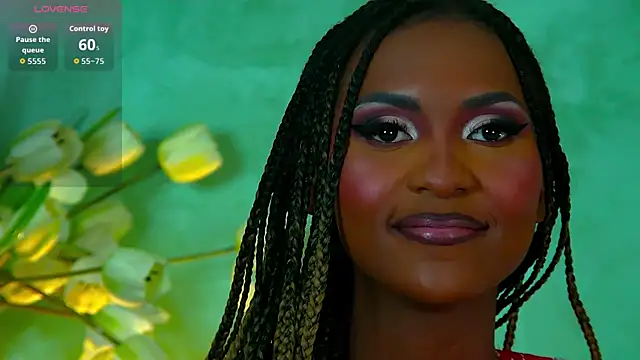 Snapshot of Izzie_Sugar chatting on 12, 9, 2025 Izzie Sugar online show from 12, 9, 2025