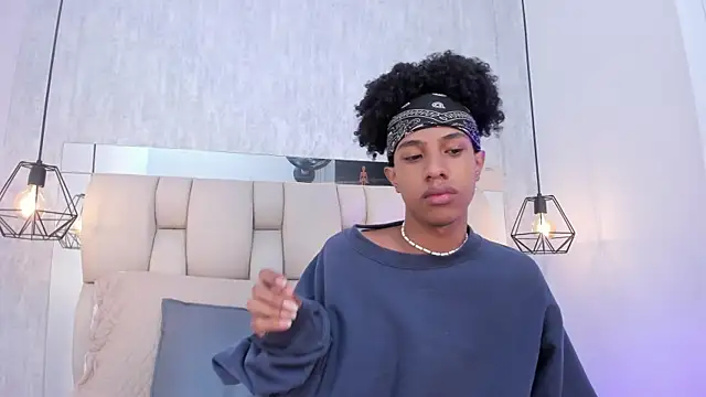 Snapshot of Johan_gz_ chatting on 7, 10, 2025 Johan gz online show from 7, 10, 2025