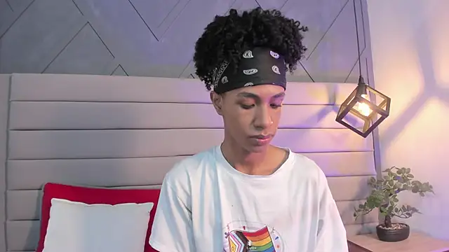 Snapshot of Johan_gz_ chatting on 7, 11, 2025 Johan gz online show from 7, 11, 2025