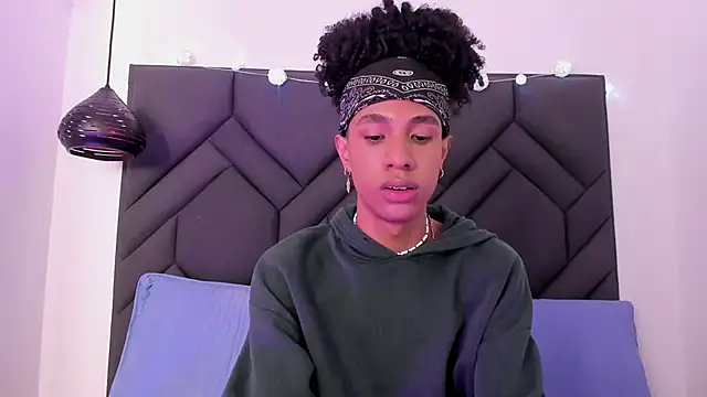 Snapshot of Johan_gz_ chatting on 3, 12, 2025 Johan gz online show from 3, 12, 2025