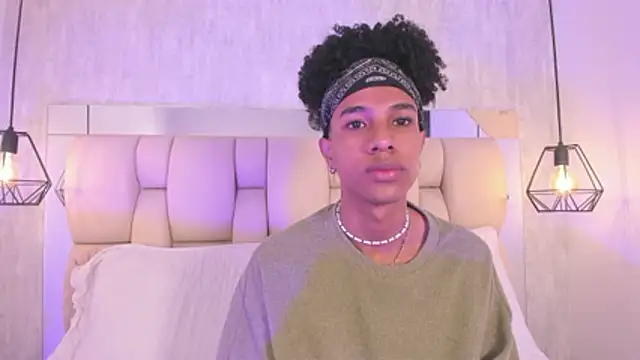 Snapshot of Johan_gz_ chatting on 5, 12, 2025 Johan gz online show from 5, 12, 2025