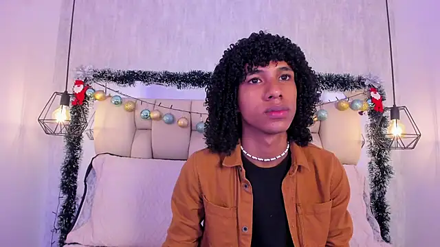 Snapshot of Johan_gz_ chatting on 16, 12, 2025 Johan gz online show from 16, 12, 2025