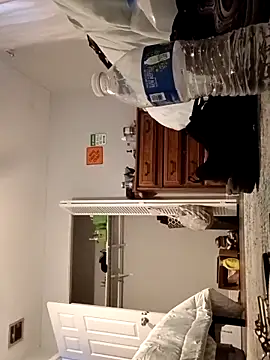 sarahkat86 online show from 4, 3, 2026