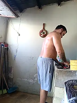 Snapshot of Catire10_ chatting on 7, 4, 2026 Catire10 online show from 7, 4, 2026