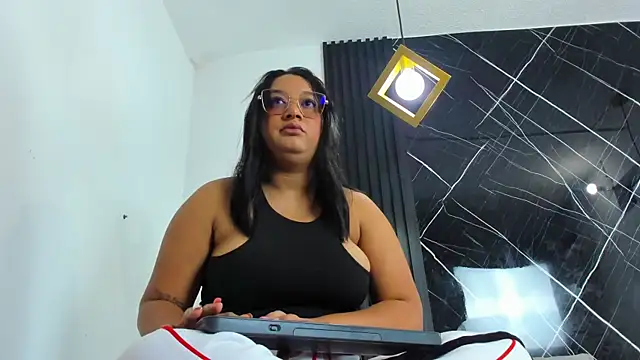 Snapshot of AriaBelle chatting on 29, 4, 2026 AriaBelle online show from 29, 4, 2026