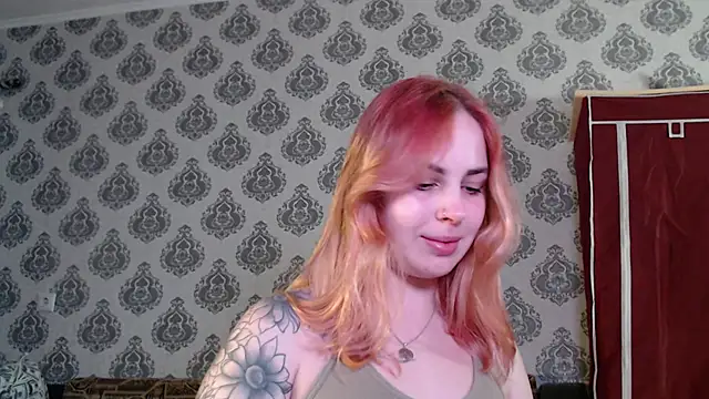 Snapshot of Alismoona chatting on 15, 4, 2026 Alismoona online show from 15, 4, 2026