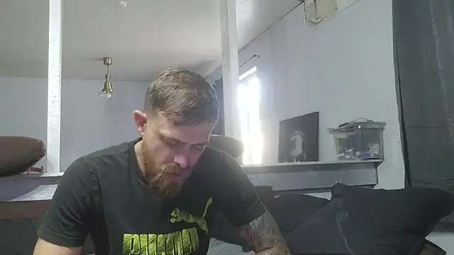 Snapshot of Bikerhot883hd chatting on 7, 6, 2026 Bikerhot883hd online show from 7, 6, 2026