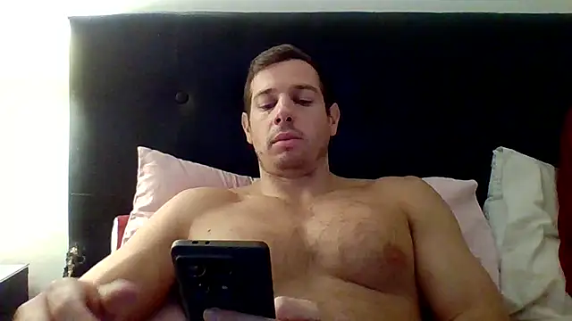 Snapshot of luca23millo90 chatting on 9, 4, 2026 luca23millo90 online show from 9, 4, 2026