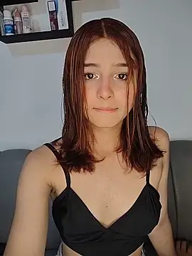 Snapshot of Virgin_Sophia chatting on 15, 4, 2026 Virgin Sophia online show from 15, 4, 2026