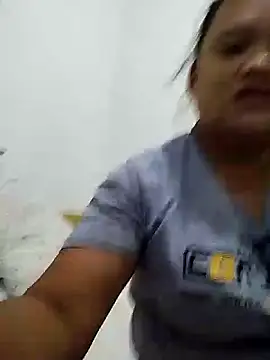 Snapshot of ChubbyMommy30 chatting on 19, 9, 2025 ChubbyMommy30 online show from 19, 9, 2025