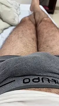 XUCRUTES42 online show from 4, 12, 2025