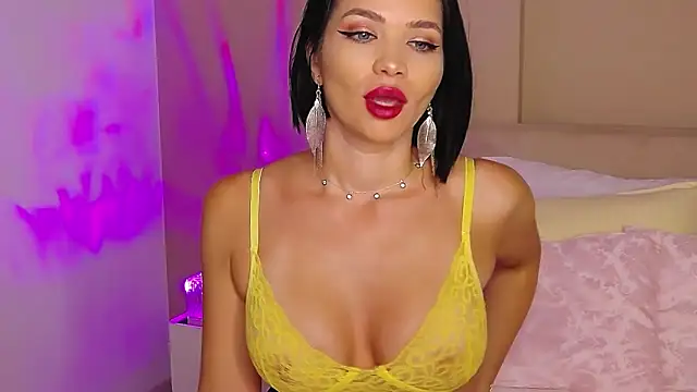 Snapshot of Emily_Sheen chatting on 22, 9, 2025 Emily Sheen online show from 22, 9, 2025